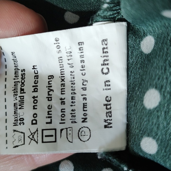 Green polka dot skirt - Picture 10 of 12